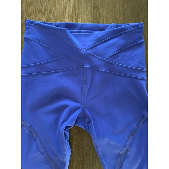Lululemon Free Flow Cropped Leggings Size 6 - Picture 7 of 10